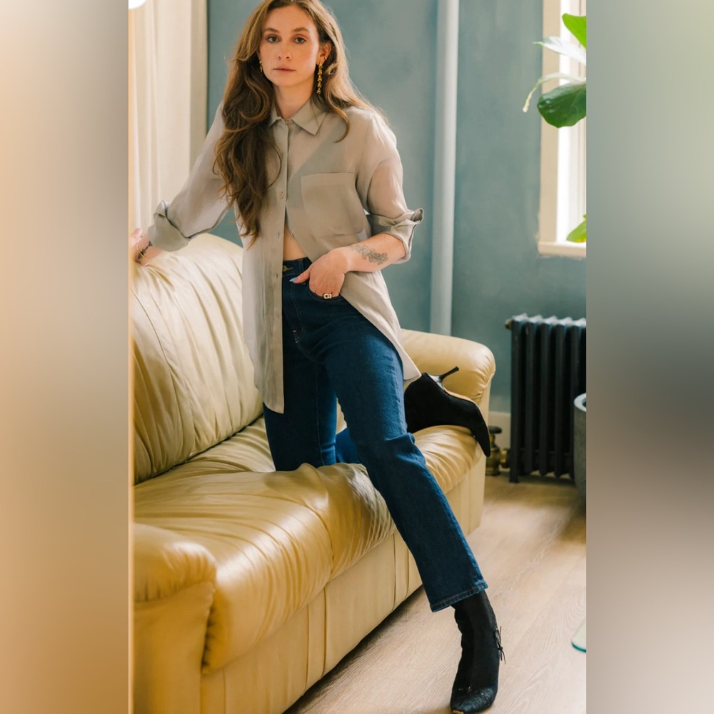 Women’s Straight Leg Jeans in Dark Blue